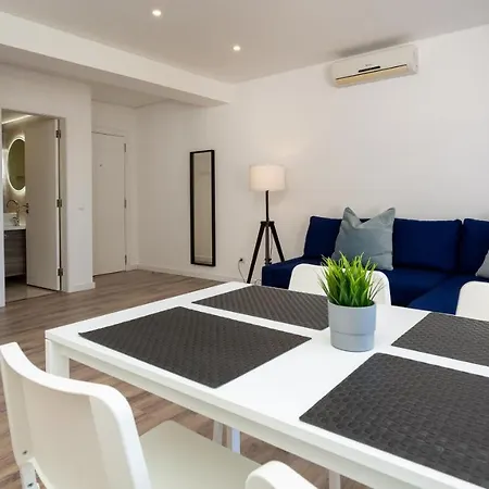 Bright & Charming 1bdr W/ Pool By Lovelystay فيلامورا